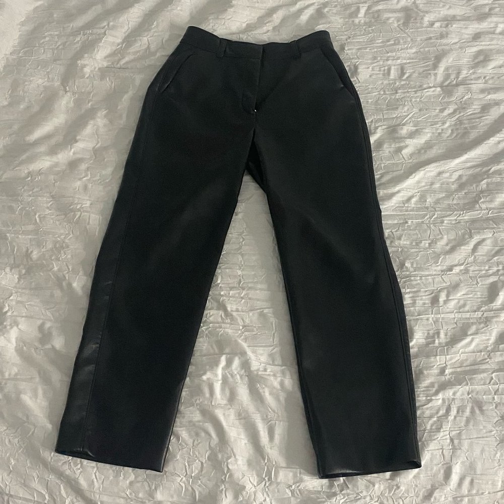 Aritzia babaton command cropped pant